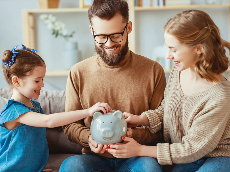 Explícale el ahorro financiero a tus niños con estos consejos